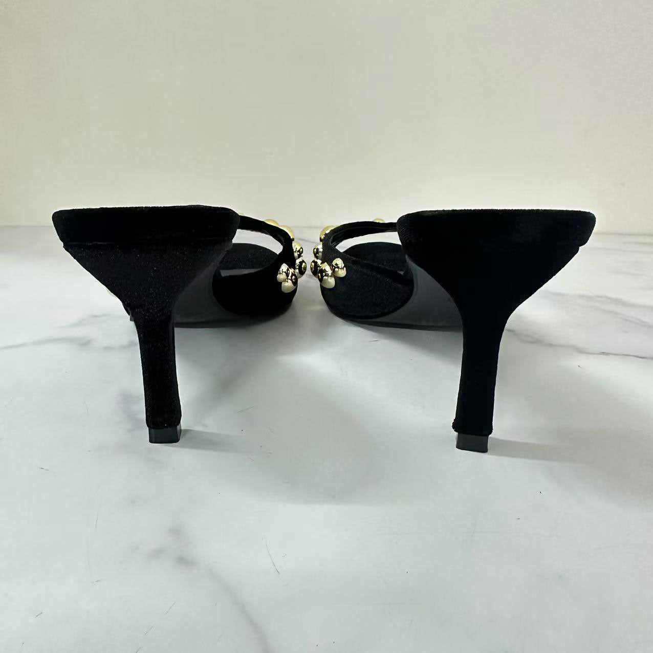 Women's 2025 New Fashion Joker Rivet Slippers Women Wear Round Toe High Heels Sandals.