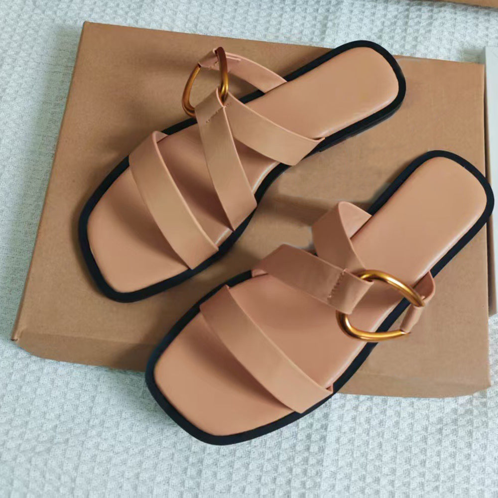 Women's New Fashion, Leisure, Joker Gold Decoration, Flat Bottom, Comfortable, Wearing Flat Slippers and Slippers.