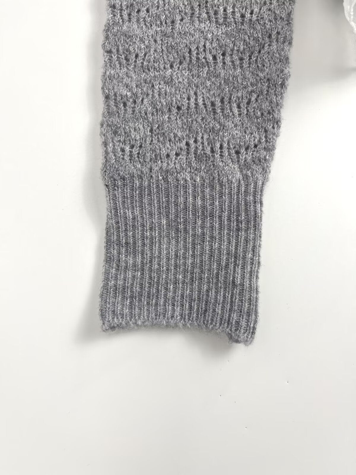 Women's new fashion lace patchwork V-neck knitted cardigan