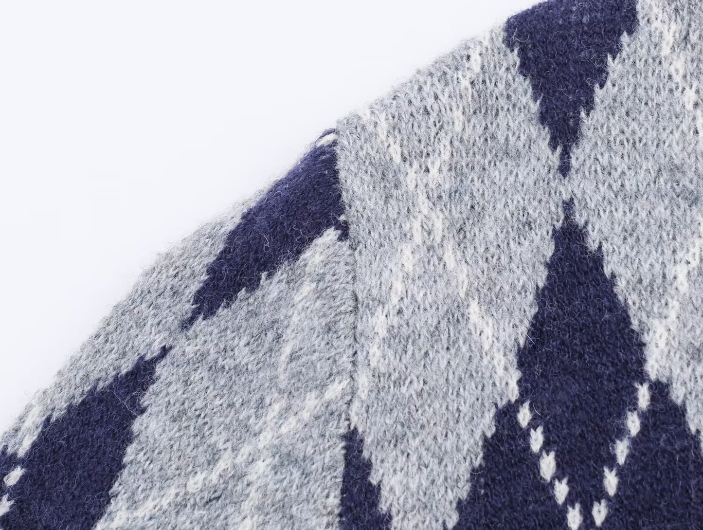 Women's comfortable casual O Neck argyle knitted sweater