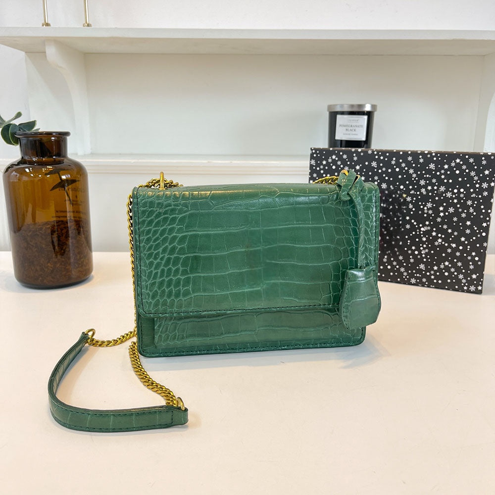 Women's New Temperament Joker Metal Chain Shoulder Bag Messenger Bag