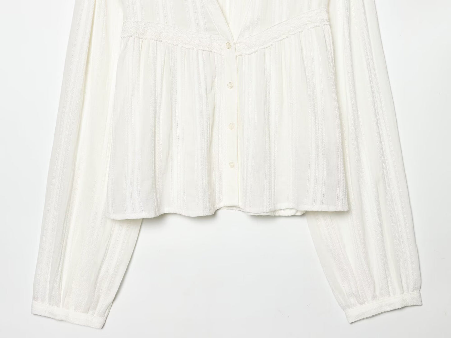 Women's lace decoration short V-neck shirt