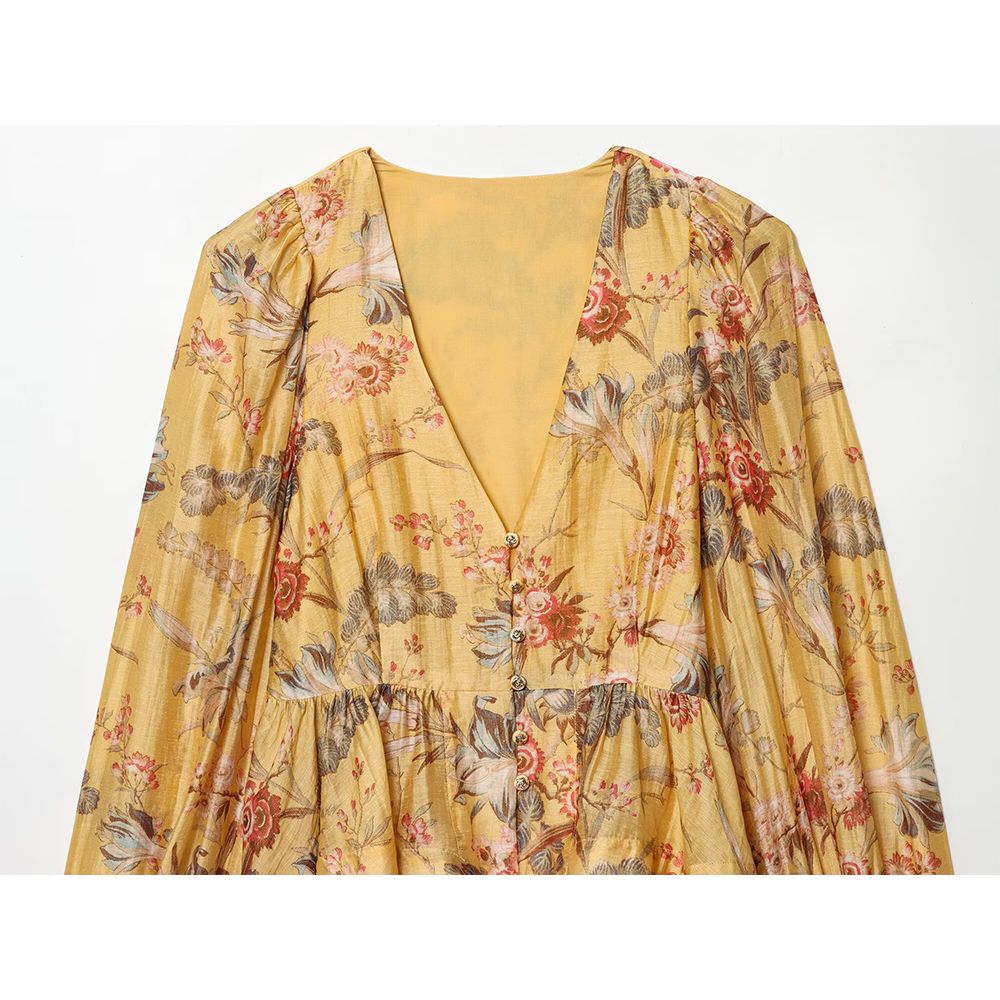 Women's skirt style hem printed top