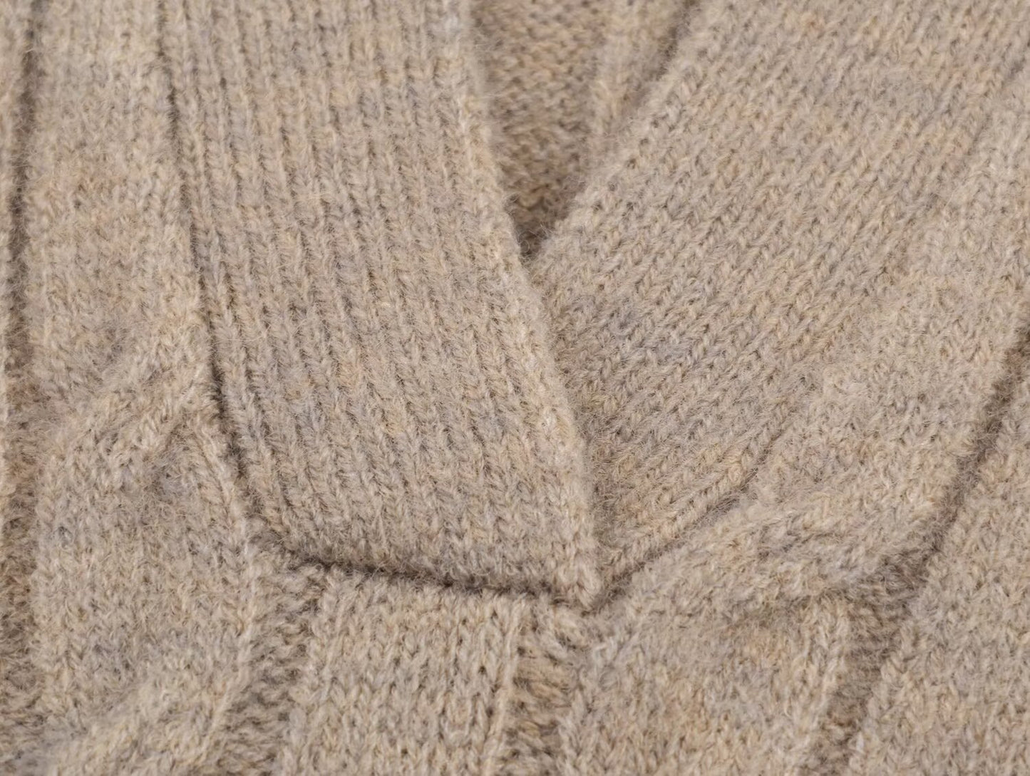 Women's loose soft textured polo shirt collar knit sweater