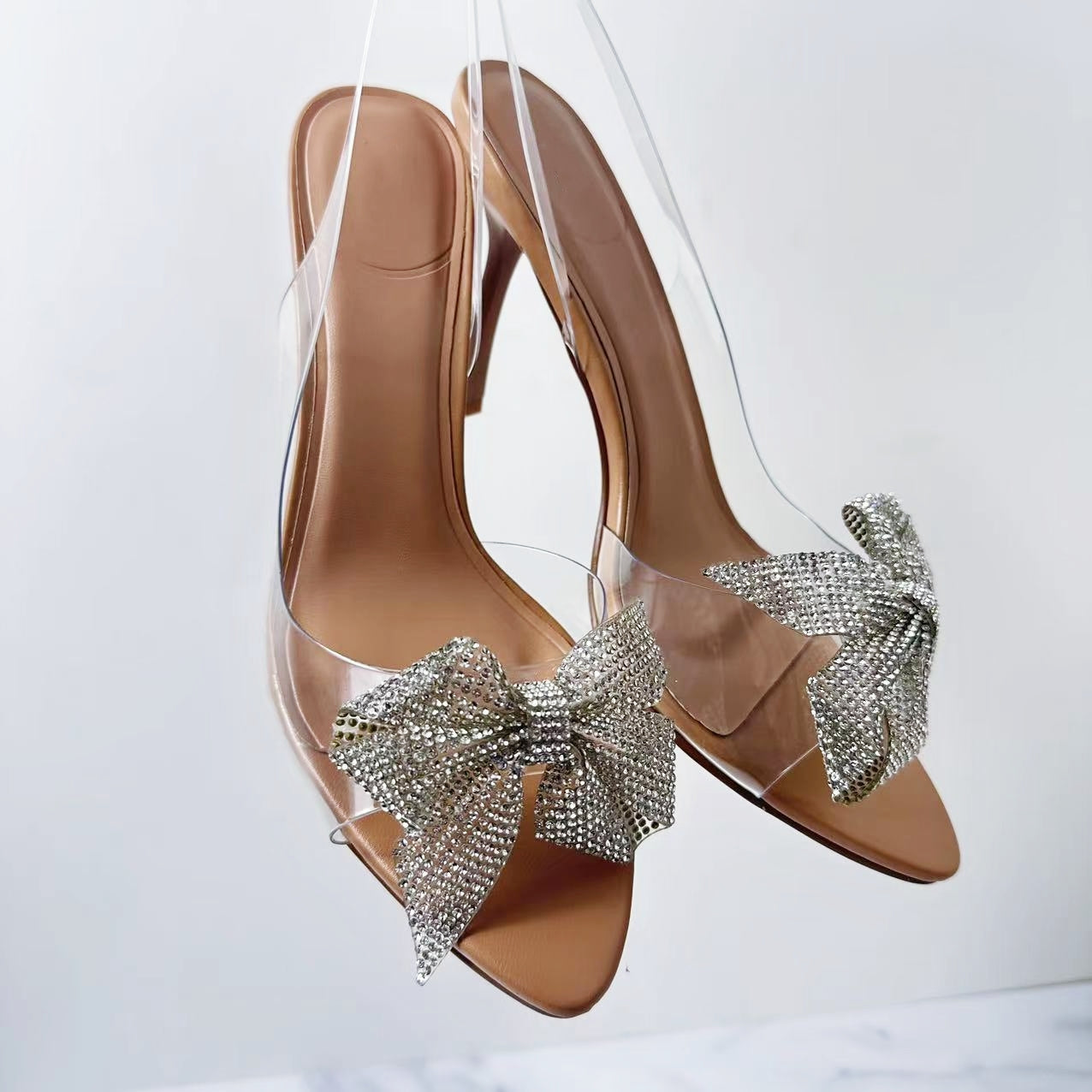 Women's New Fashion Joker Bow Decorated with Plastic High-heeled Sandals French Crystal Women's Sandals.