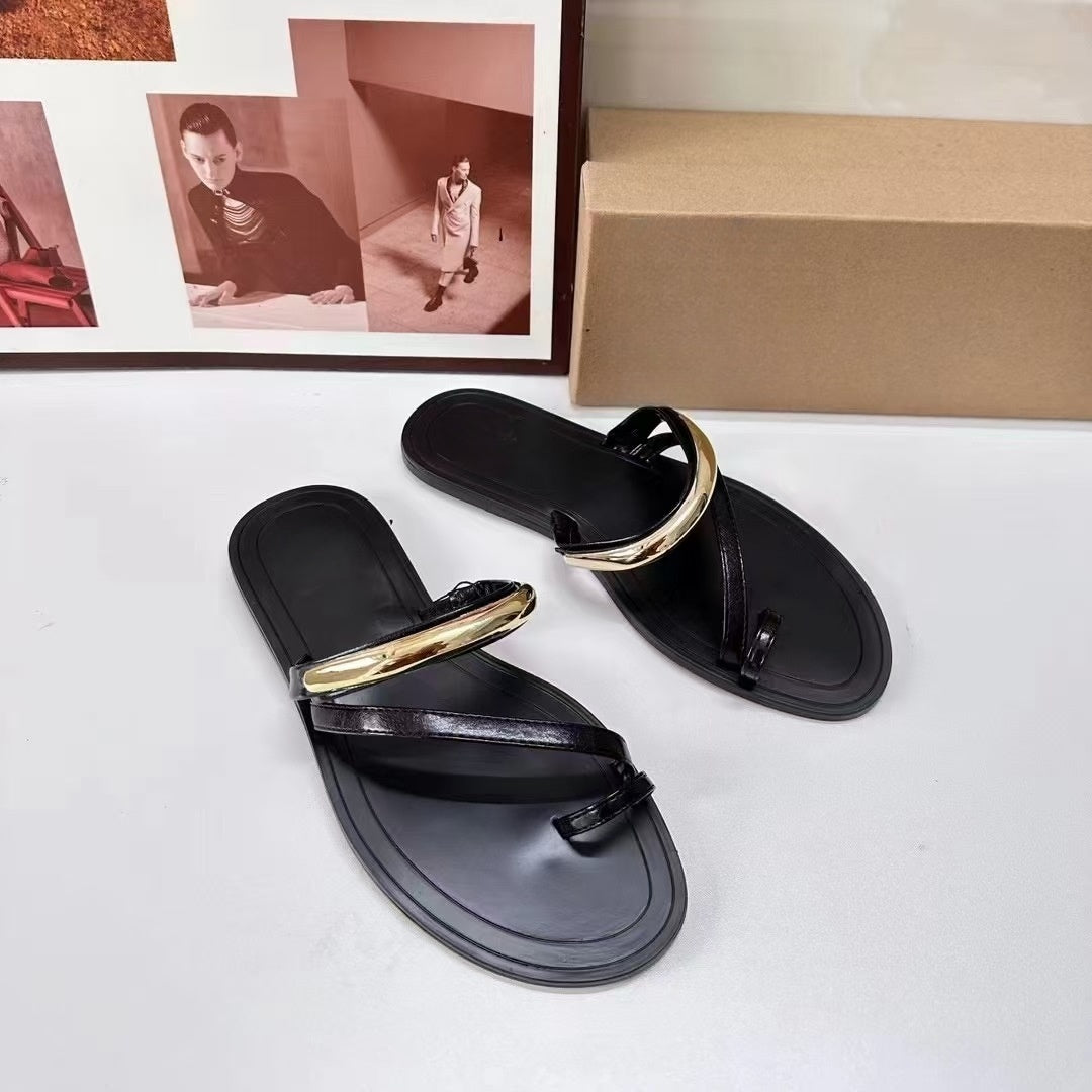 Women's New Toe-set Metal Sandals and Slippers Flat-bottomed Non-slip Soft-soled Sandals
