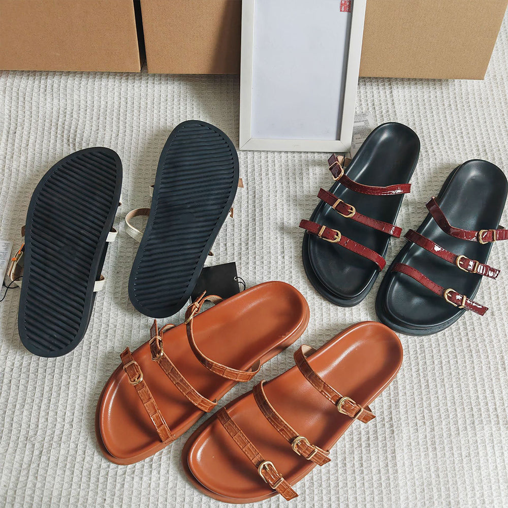 Women's New Fashion Casual Joker Comfortable Wearing Three Buckle Slippers Fashion Joker Platform Sandals.