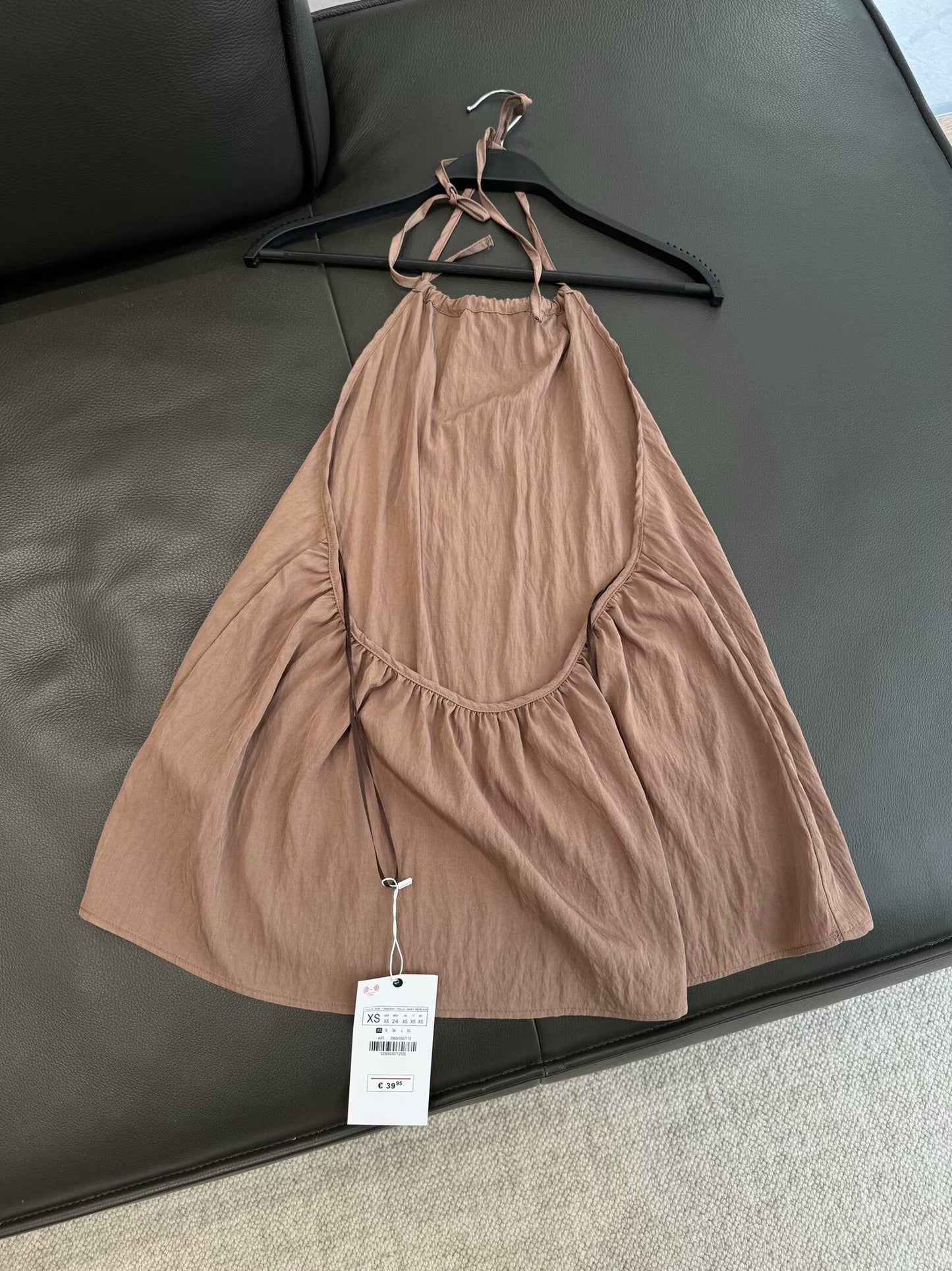 Women's new fashion sleeveless backless halter neck top+Skirts suit