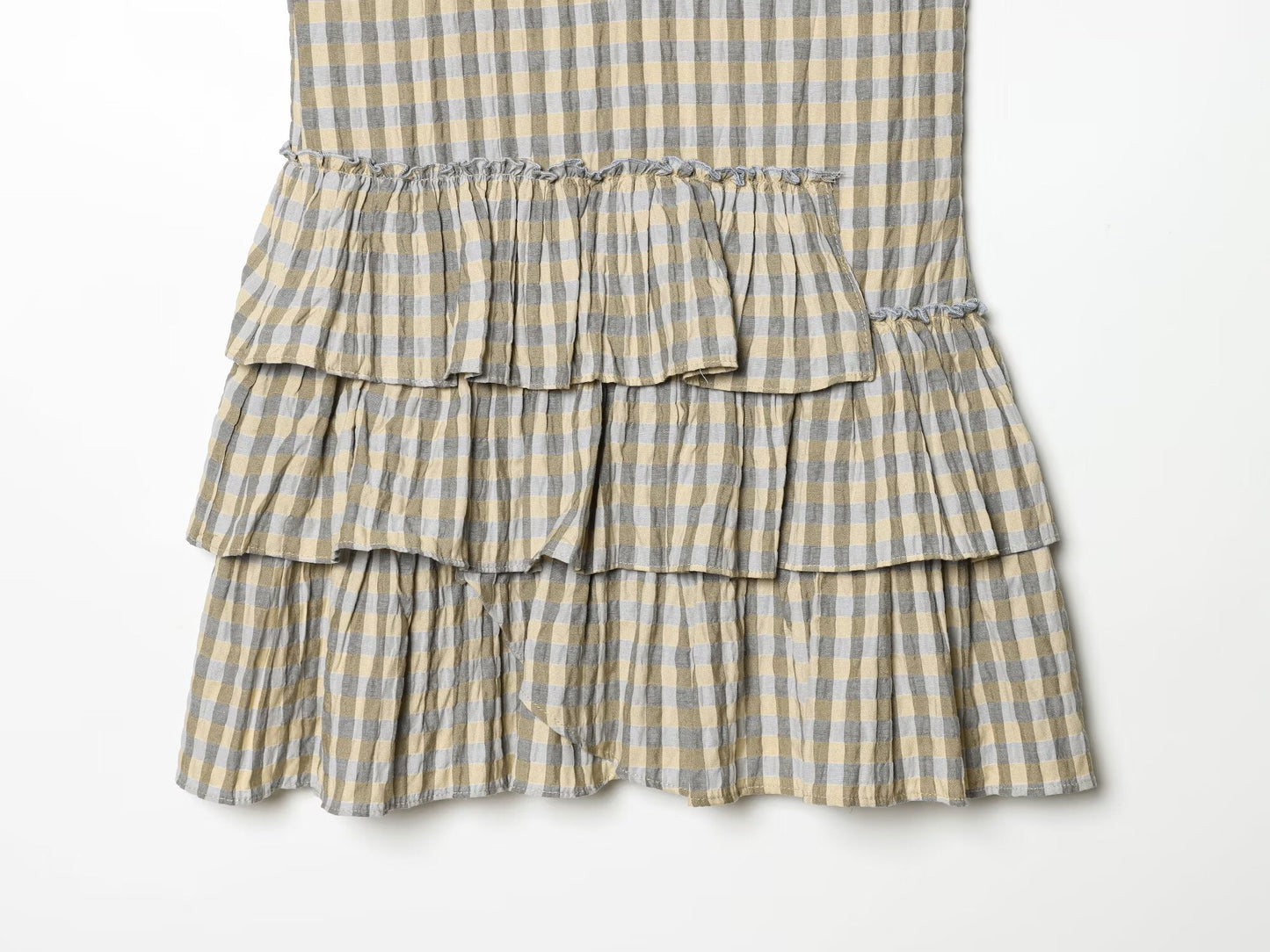 Women's layered decorative plaid suspender dress