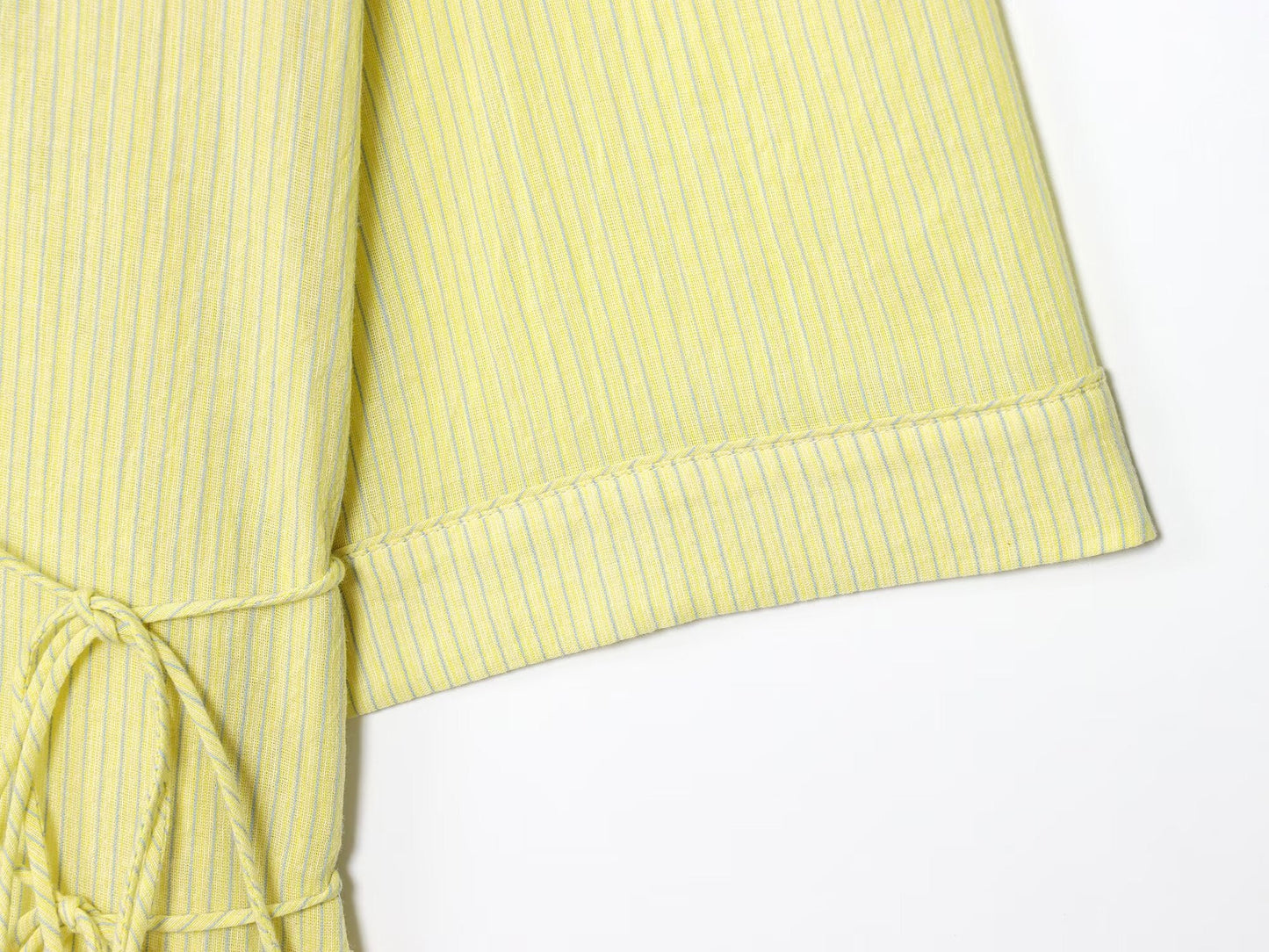 Women's new fashion short sleeved V-neck lace up striped top