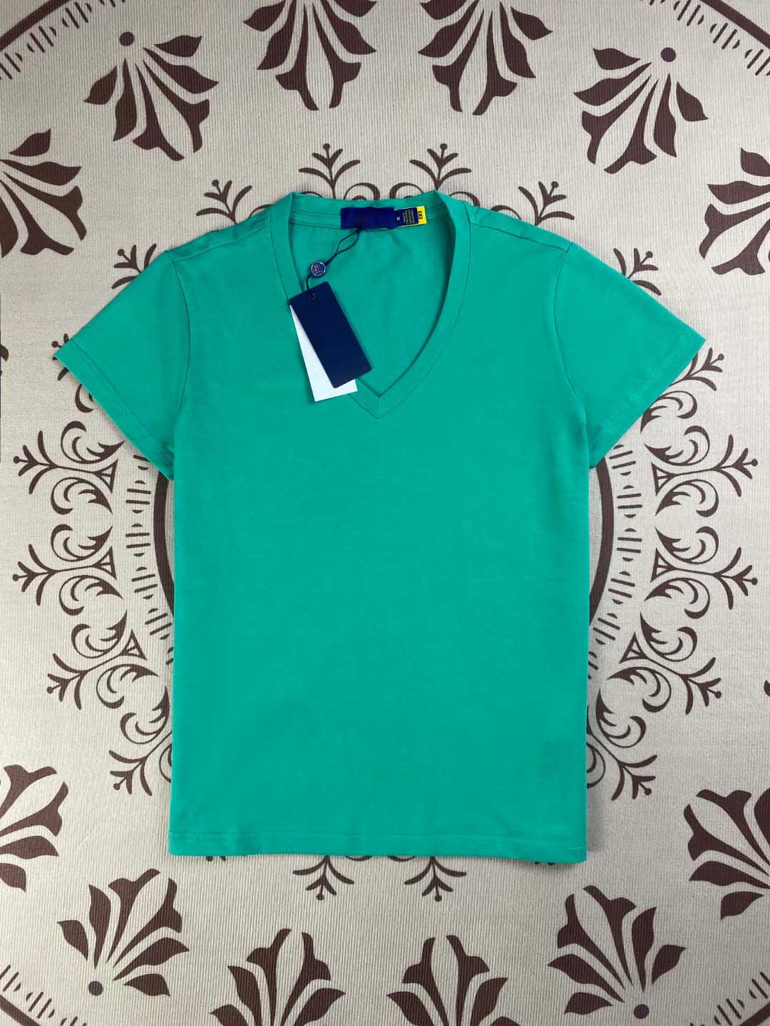 Women's New Fashion Casual Joker Embroidered Cotton V-neck Slim Short Sleeve T-shirt