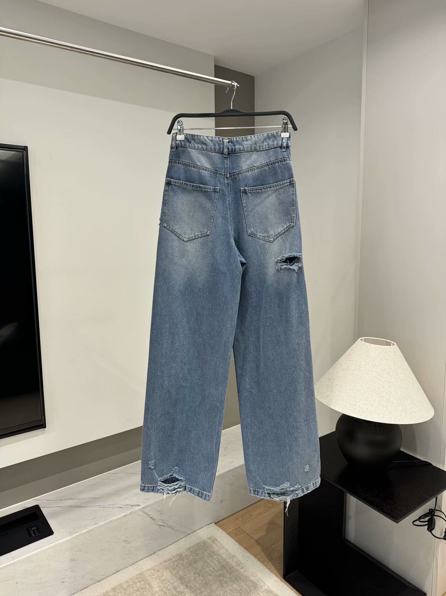 Women's New Fashion Casual Joker Hole Design Loose Jeans Retro High Waist Zipper Female Ankle Jeans Female