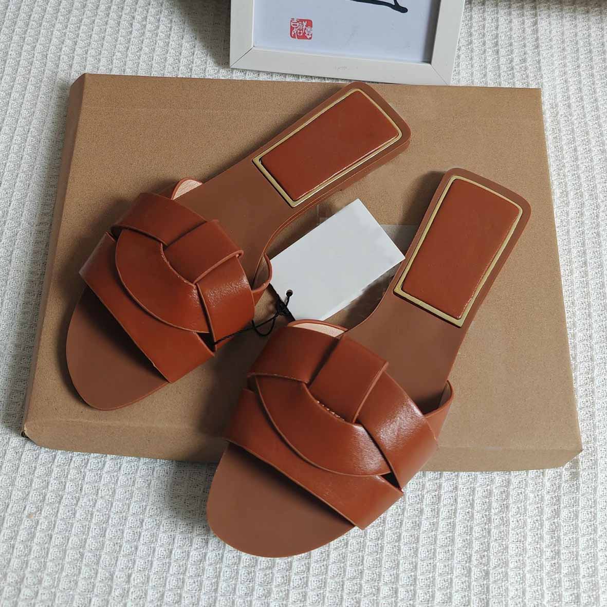 Women's New Fashion Casual Joker Flat Shoes Thin-soled Women's Flat Slippers Daily Wear Women's Shoes.