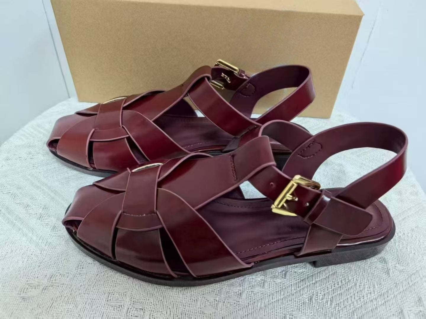 Women's new fashion Joker instep woven round-headed flat-bottomed Roman sandals