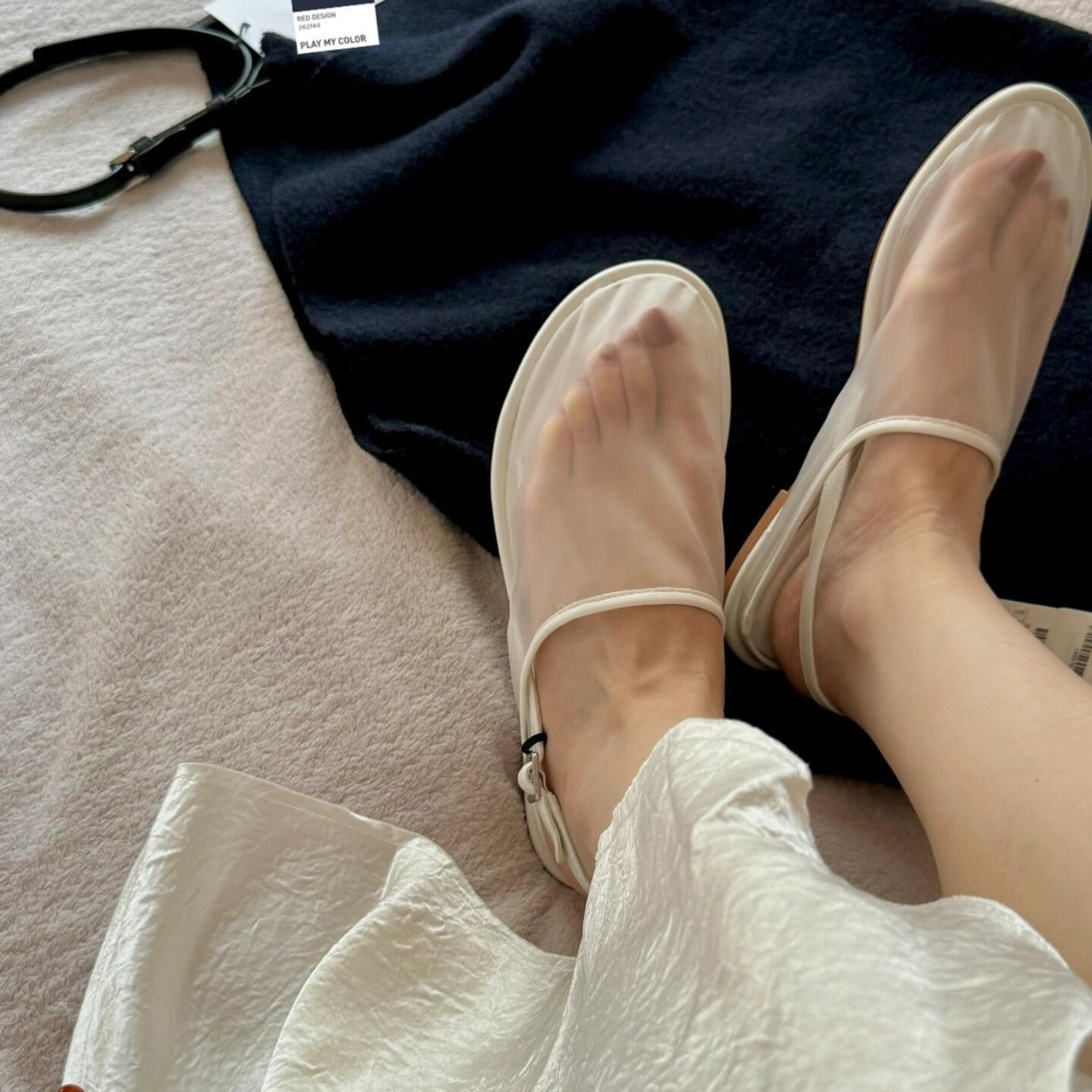 Women's 2025 Summer New Mesh Fabric Mesh Shoes Round Head Breathable Flat-bottomed Slippers and Sandals.