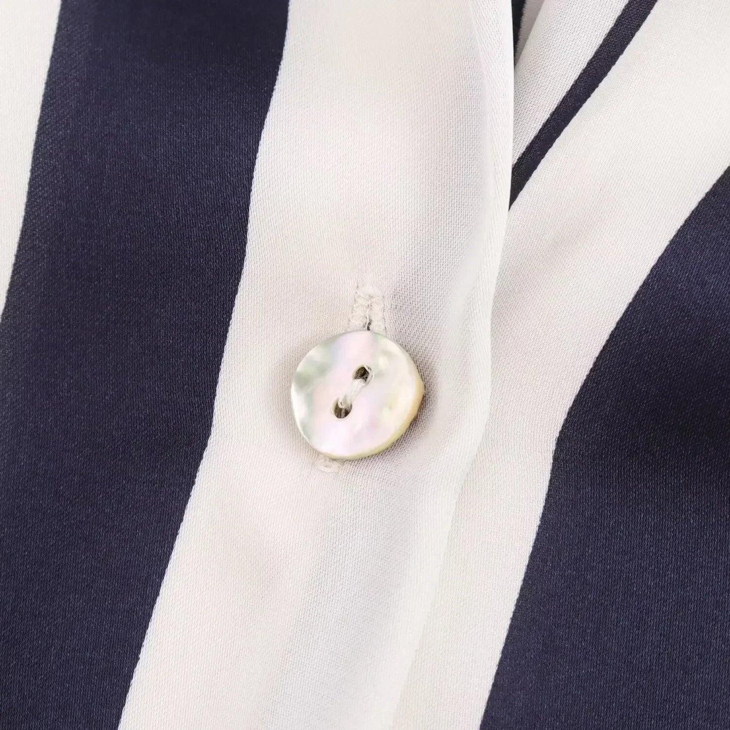 Women's new fashion loose printed striped shirt casual single breasted satin shirt retro long sleeved women's shirt chic top