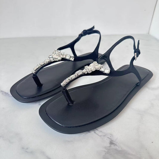 Women's New Fashion Joker Black Jewelry Decorative Pinch Casual Beach Flat Sandals