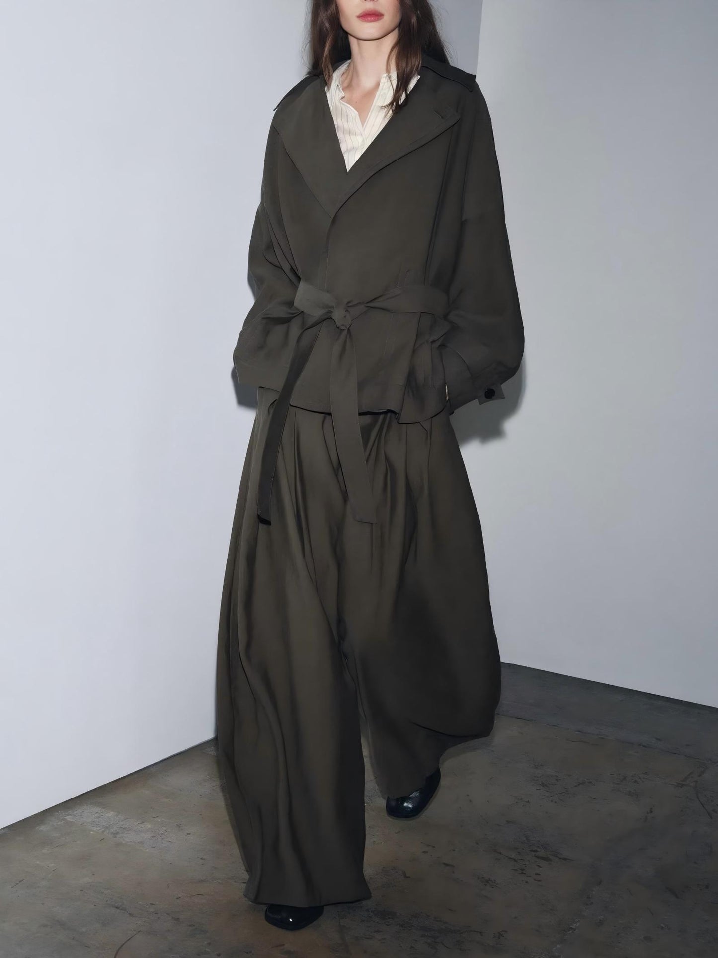 Women's New Fashion With Belt Loose Button-up Lapel Coat+Pants Suit