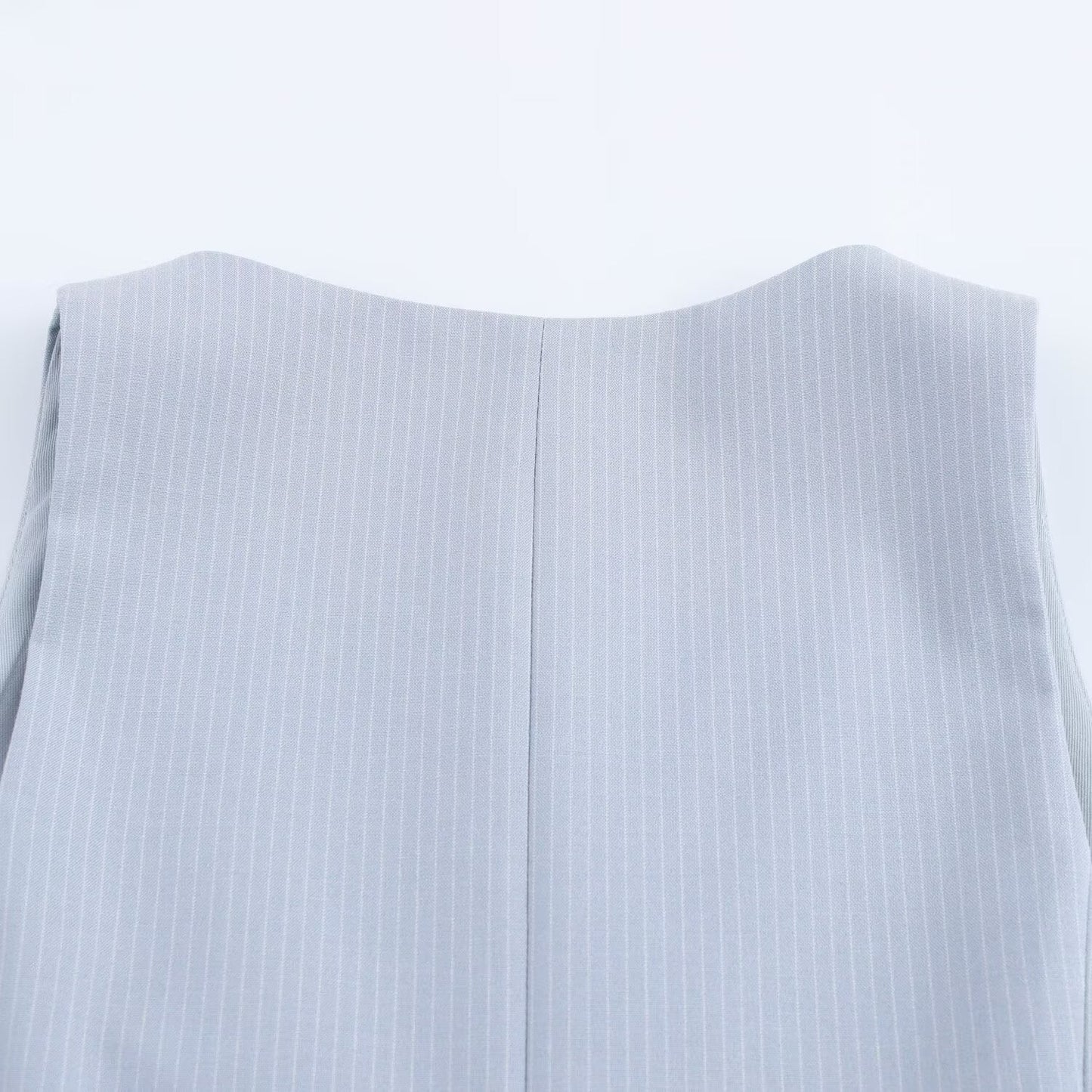 Women's 2025 new fashion slim fit short style spliced striped vest style top retro V Neck sleeveless women's vest chic top