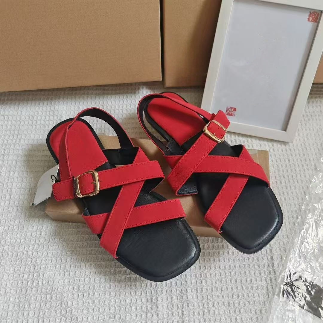 Women's New Fashion Casual Joker Cross Strap Design Flat-bottomed Comfortable Sandals.