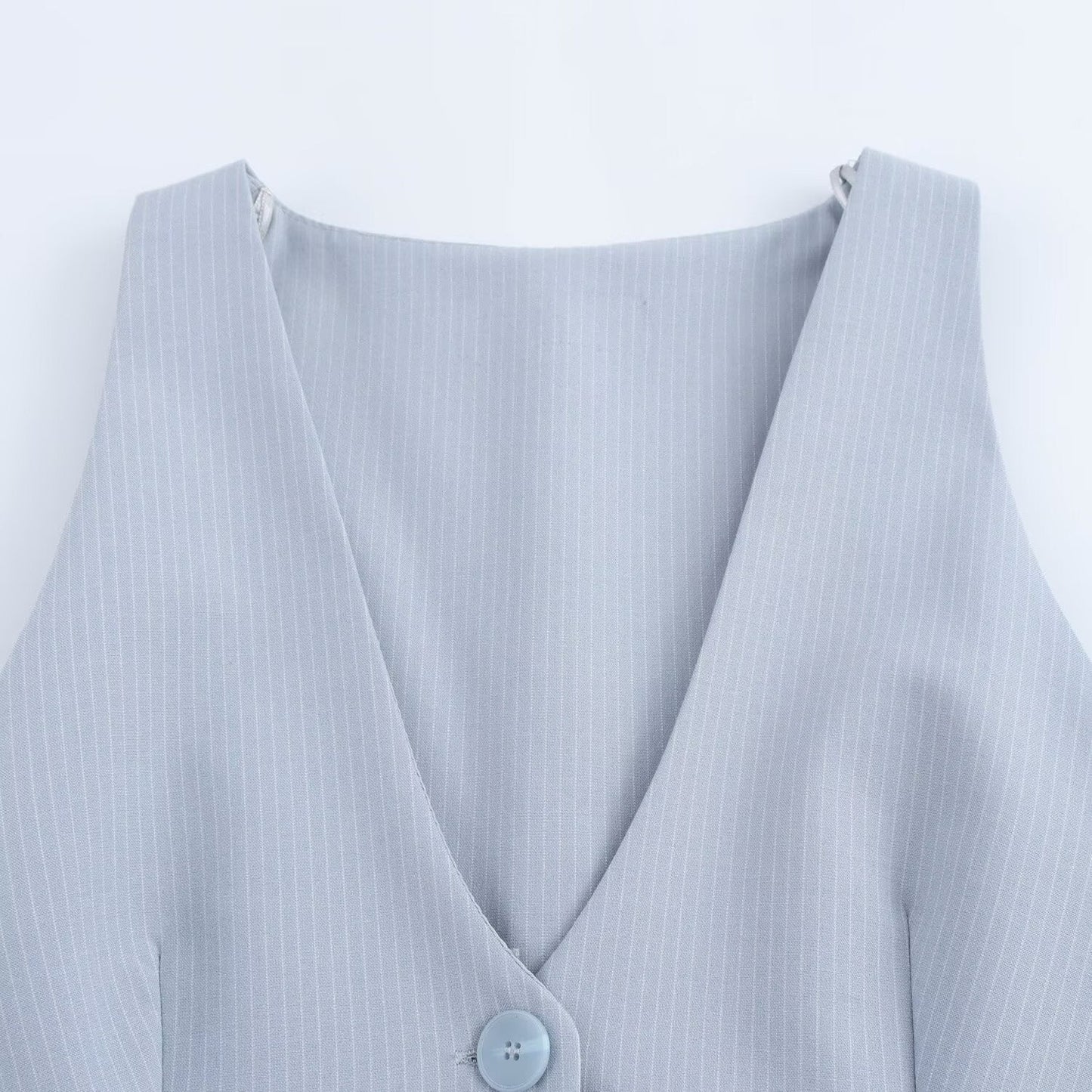 Women's 2025 new fashion slim fit short style spliced striped vest style top retro V Neck sleeveless women's vest chic top