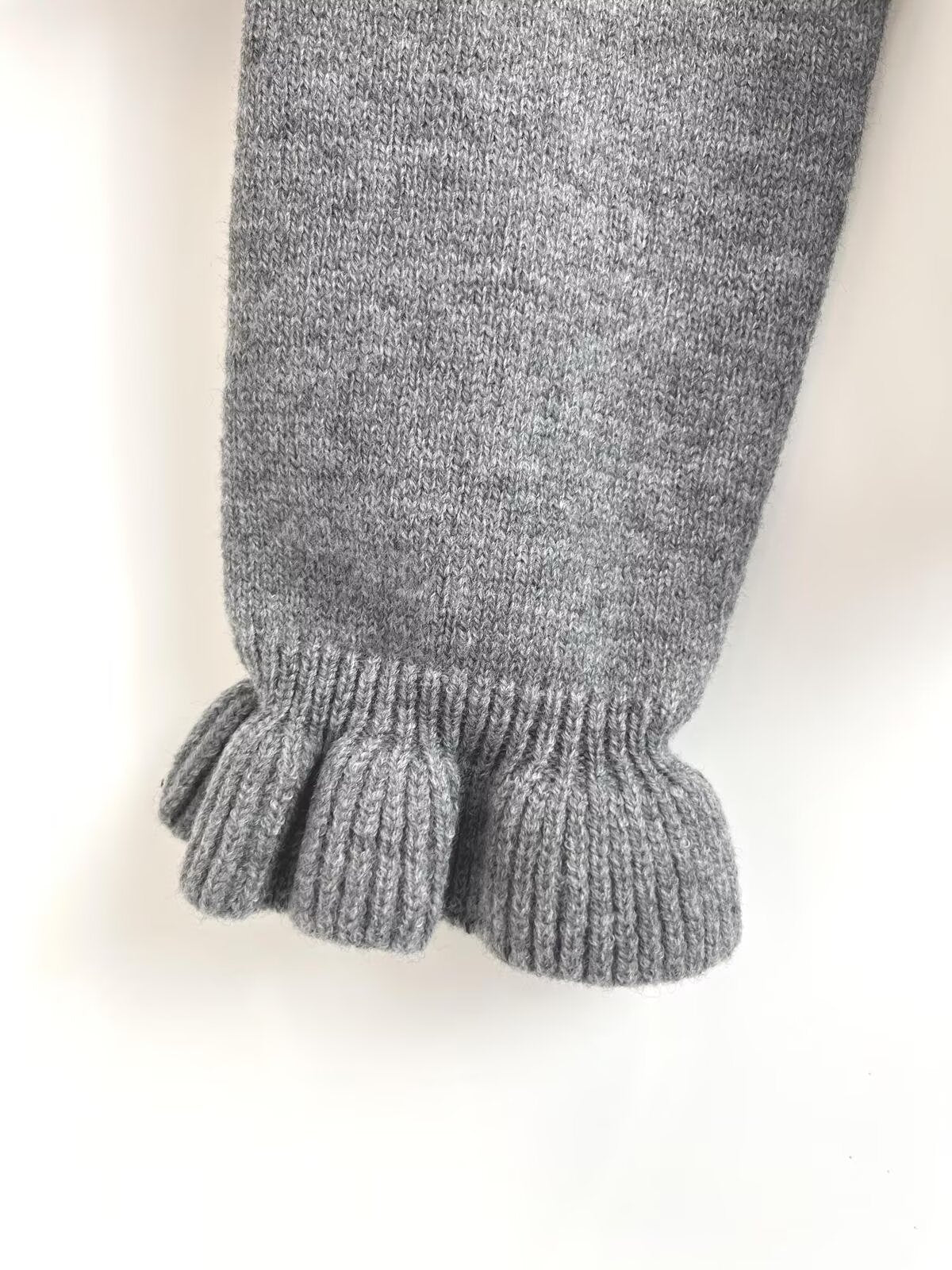 Women's new fashion layered decoration lapel long sleeved knitted cardigan