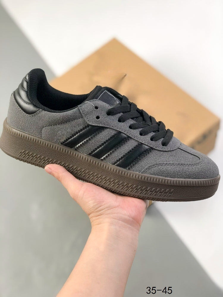 Men's and women's new casual Joker platform low-top anti-slip sports shoes have a shoe box.