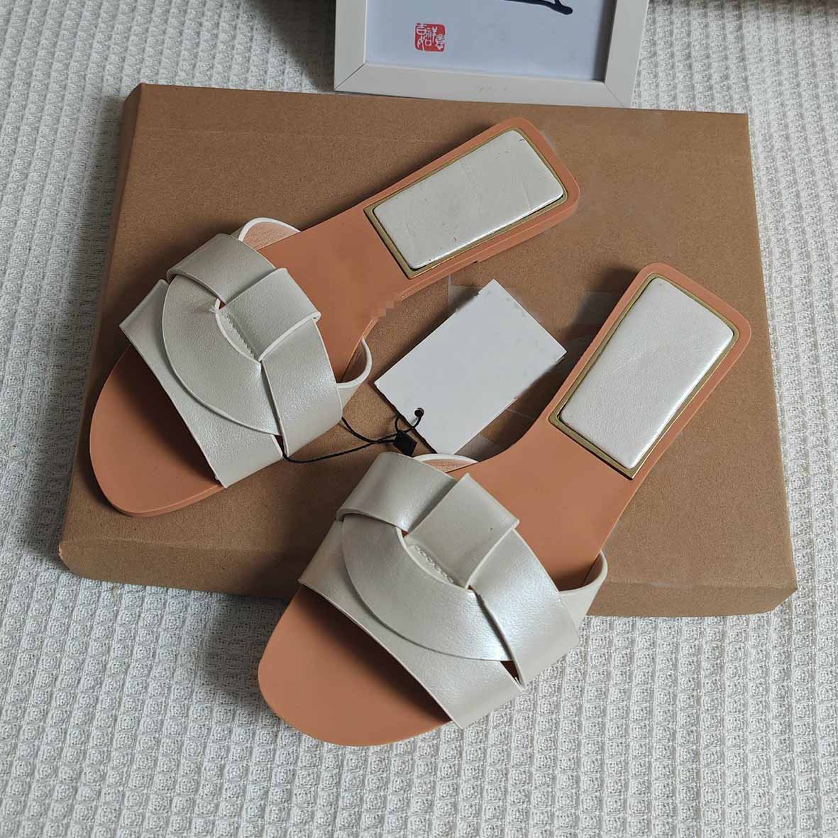 Women's New Fashion Casual Joker Flat Shoes Thin-soled Women's Flat Slippers Daily Wear Women's Shoes.