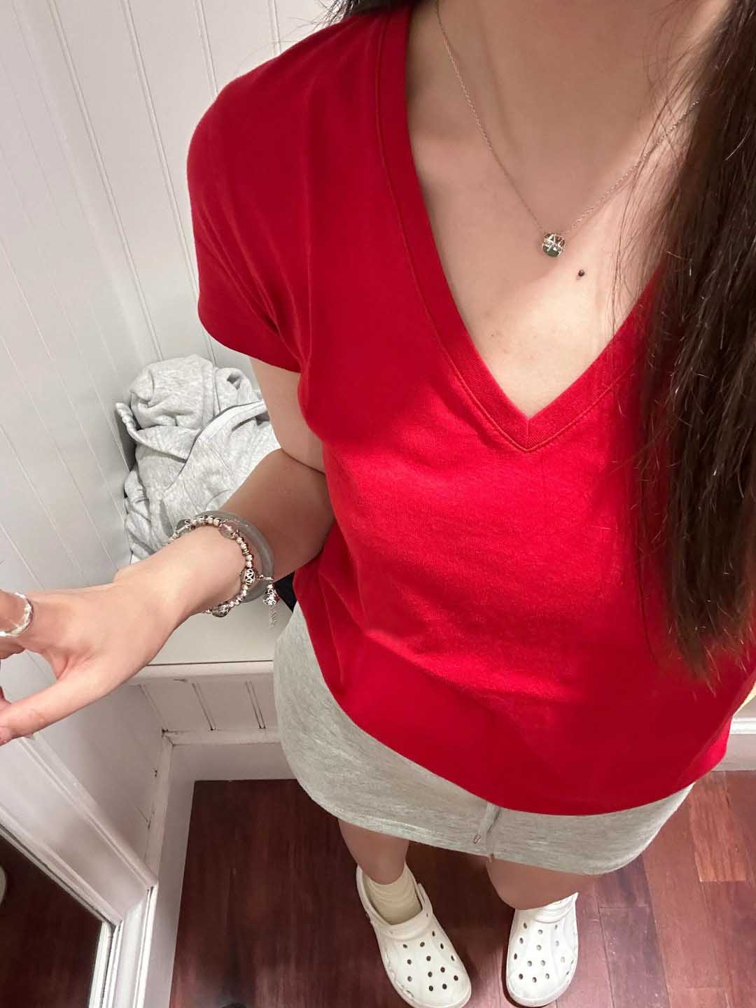 Women's New Fashion Casual Joker Embroidered Cotton V-neck Slim Short Sleeve T-shirt